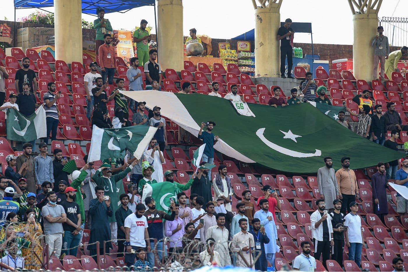 Karachi Welcomes President's Trophy Final Showdown