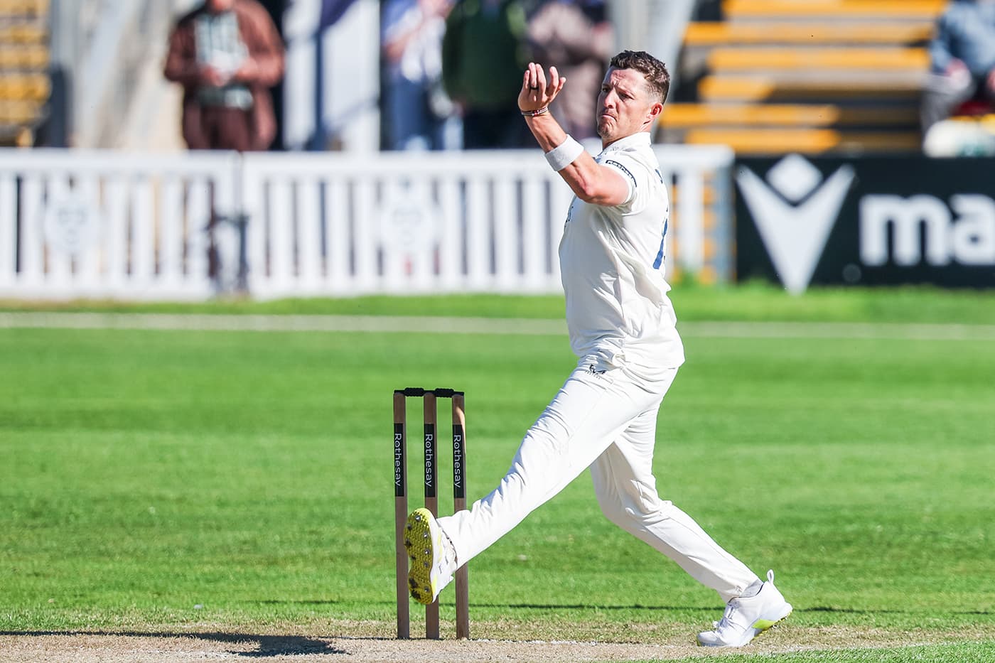 Sussex Secures Pacer Keith Dudgeon on Two-Year Contract