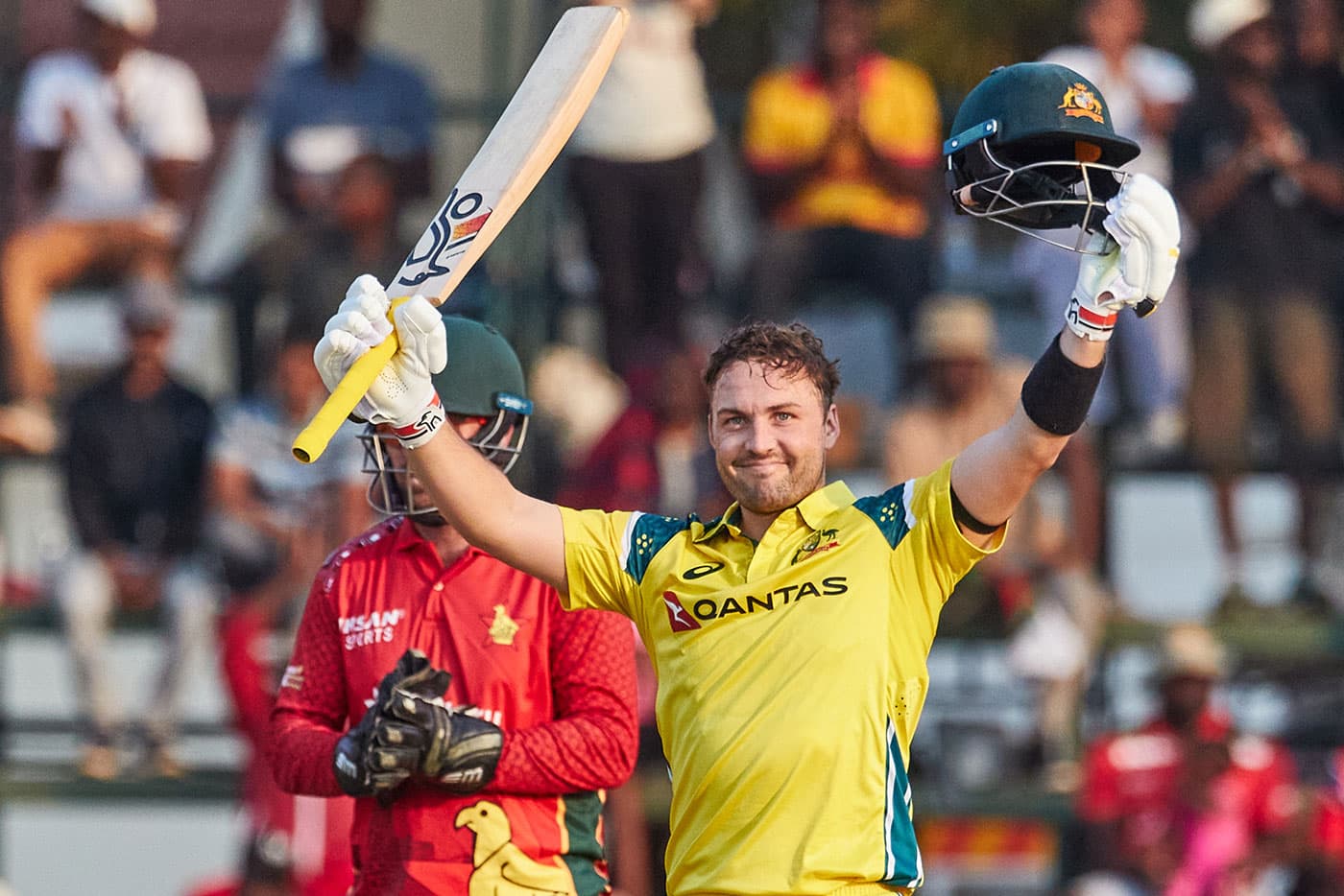 Australia edges past Zimbabwe in nail-biting finish