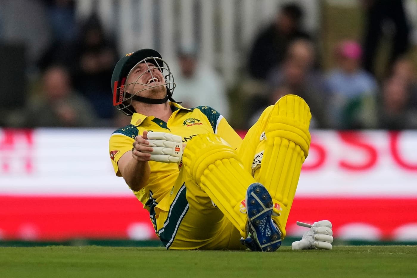 Australia face injury worries as Green and Renshaw sustain blows